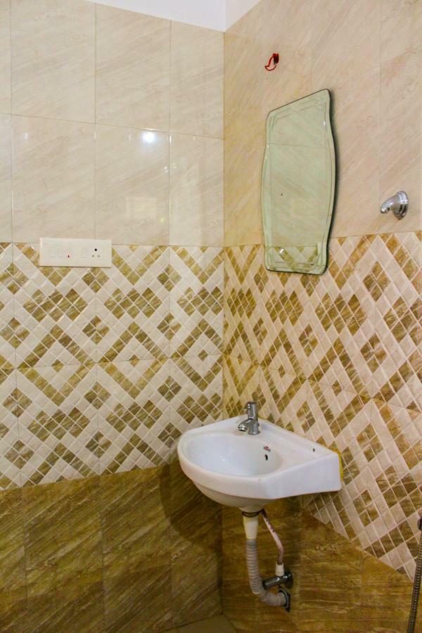 Magic Land Resorts Athirapally Irinjalakuda Экстерьер фото