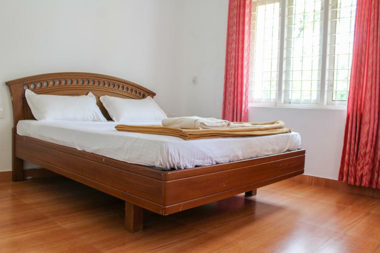 Magic Land Resorts Athirapally Irinjalakuda Экстерьер фото